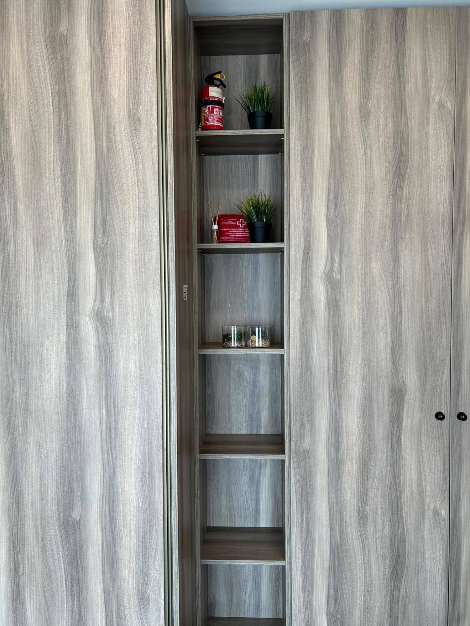 Your Home - Spacious Apartment In City Center, With Balcony & Self Check-In Vilnius Luaran gambar