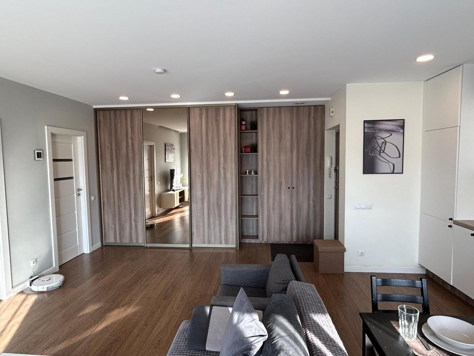 Your Home - Spacious Apartment In City Center, With Balcony & Self Check-In Vilnius Luaran gambar