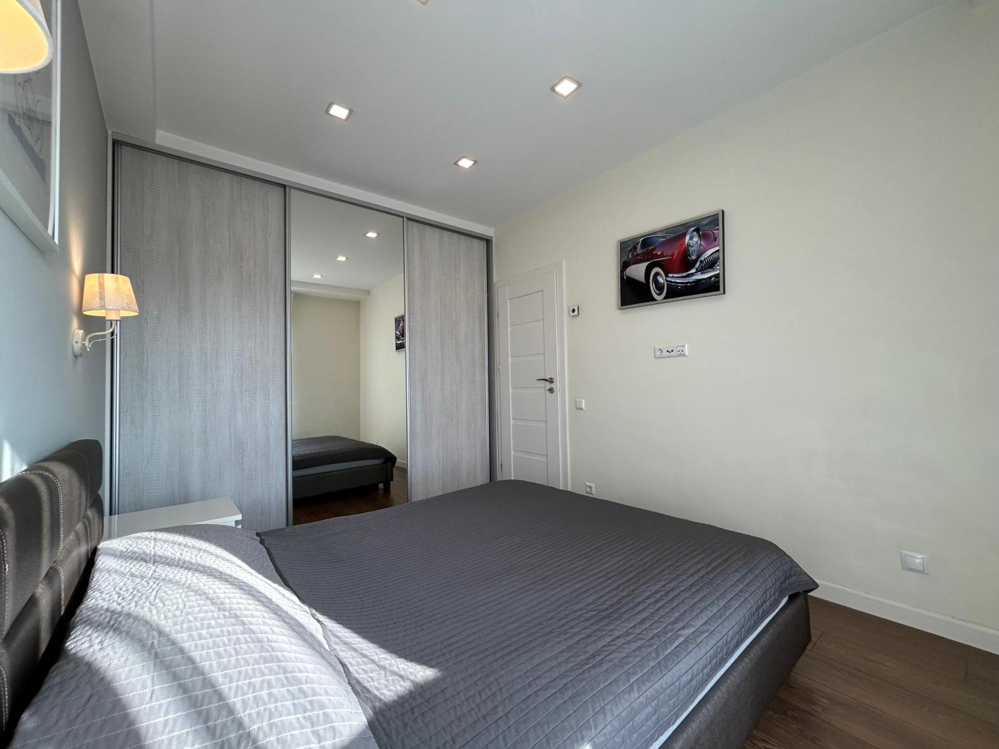 Your Home - Spacious Apartment In City Center, With Balcony & Self Check-In Vilnius Luaran gambar